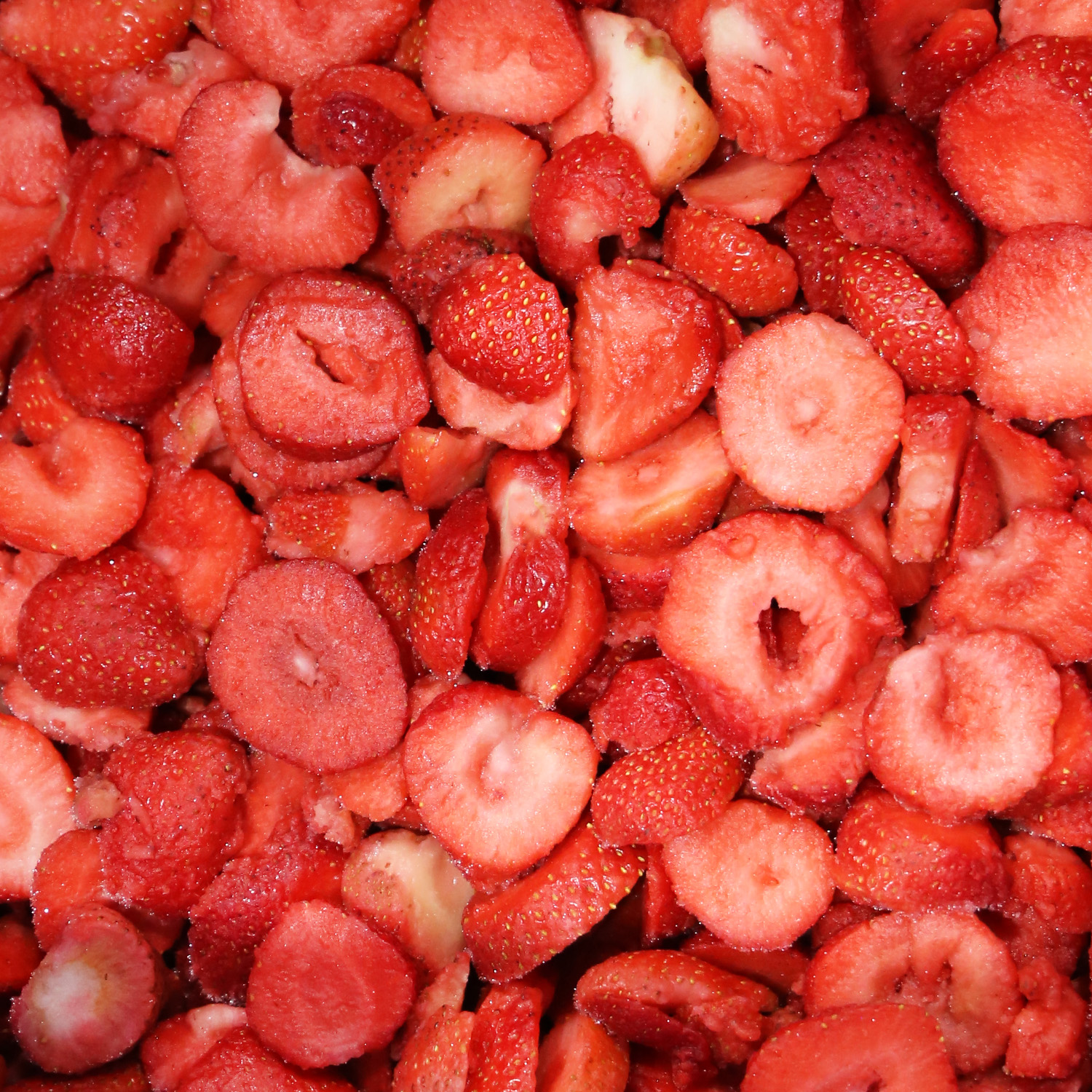 FZ Fruit - Strawberries Sliced 4+1 WV 30 lb | Walnut Creek Foods
