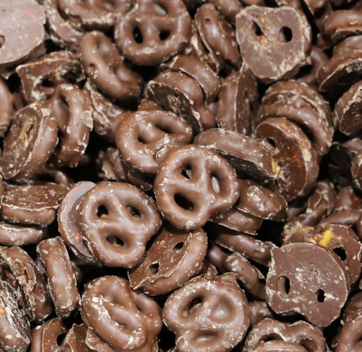 Chocolate - Pretzels Micro Mini Hayden Valley