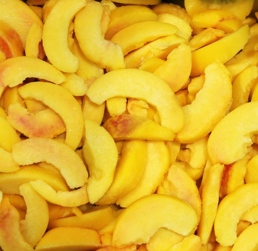 FZ Fruit - Sliced Peaches IQF Bulk | Walnut Creek Foods