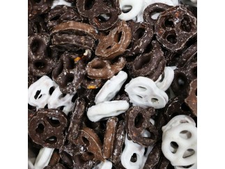 Tri Colored - Pretzels GKI